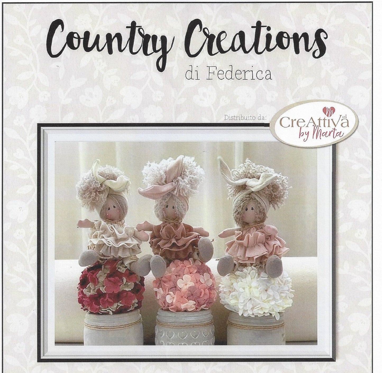 Cartamodello Federica Country Creations Creattiva Bimbe su fiori P1908